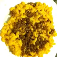 Kraft Deluxe Macaroni & Cheese w/ Ground Beef|Andria Riveraさん