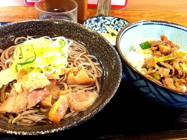 和牛の西京味噌焼丼と肉そば|yoooochanさん