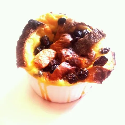 made bread and butter pudding without sauce! follow me on instagram @gracejy :)|graceさん