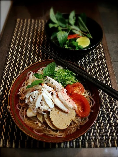 Bun Rieu/ Vietnamese noodle with crab and tomato|rick chanさん