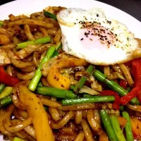 陳麻婆焼きうどん|アフロ犬さん