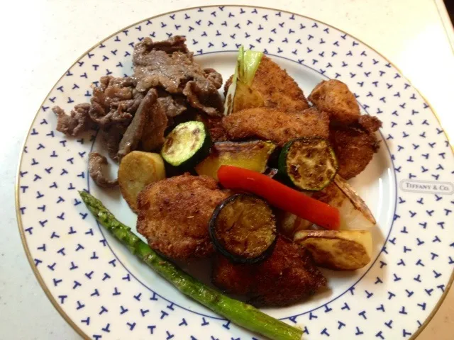 焼き野菜,鶏唐揚げ,肉炒め|井上 恵里子さん