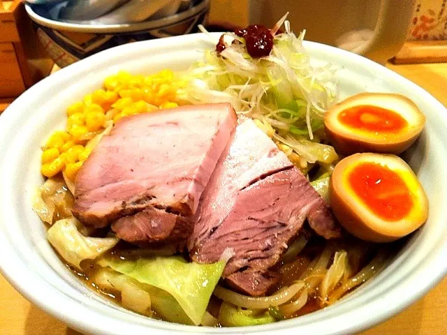 Snapdishの料理写真:特製味噌ラーメン|yoooochanさん