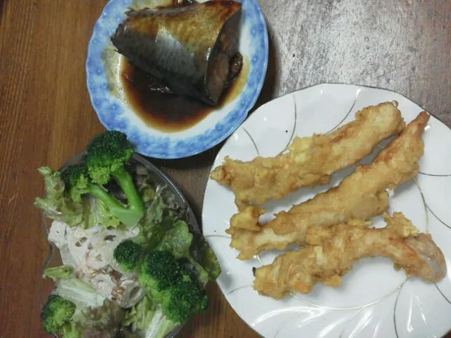 Snapdishの料理写真:蓮根サラダ、さばの味噌煮、ささみの唐揚げ|京子さん