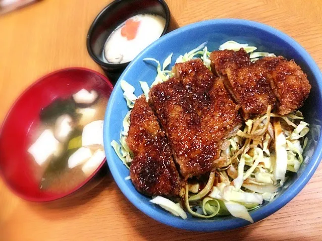 ソースカツ丼|休日限定ままさん