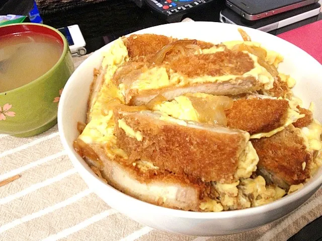 彼ごはん。超カツ丼。|。さん