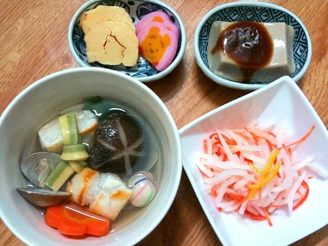 お雑煮 なます 伊達巻 プーさん蒲鉾 胡麻豆腐|かなこさん