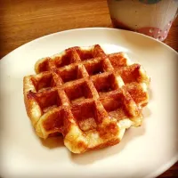 MR.waffleの焼きりんごワッフル|食堂るっかさん