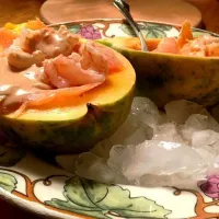 Papaya filled with shrimp and lox|maria katayamaさん