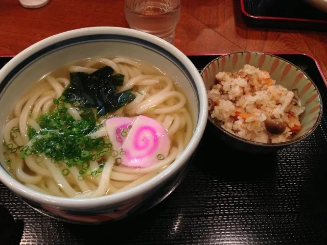 かけうどんと舞茸としめじの炊き込みご飯|安宅正之さん