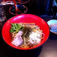 油そばのスープが大好きの俺,奇葩だろうか(^_^;)|梁小龟さん