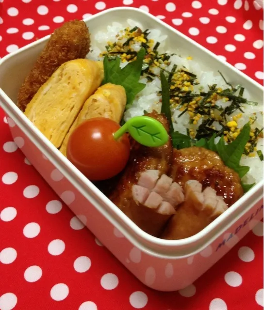 前夜のお鍋から取り分けた鶏つくねでお弁当 d(^_^o)|kokoさん