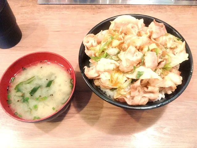 すた丼|金田 進さん