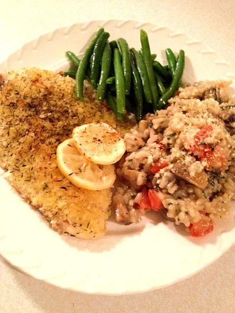 Panko crusted Tilapia with Wild mushroom-tomato risotto and green beans|Sharon Cさん