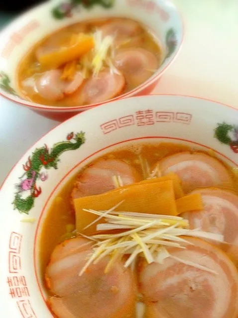 海老そばだけどチャーシュー麺(•⚗ั౪⚗ั•)|ふんつこさんさん