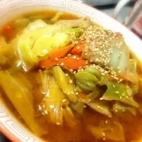 Snapdishの料理写真:インスタントラーメンで作る味噌タンメン|まゆゆさん