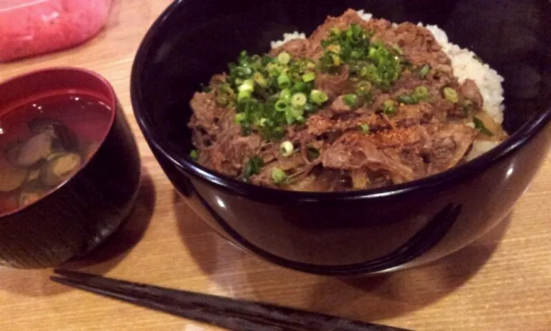 牛すじ丼☆|nene benjellounさん