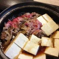 Snapdishの料理写真:牛肉の豆腐鍋♫|林檎さん