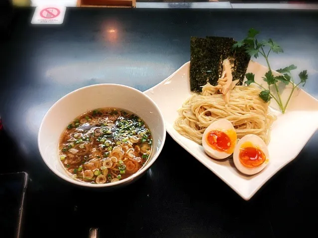 Snapdishの料理写真:味玉醤油つけ麺@マタドール|佐野さん