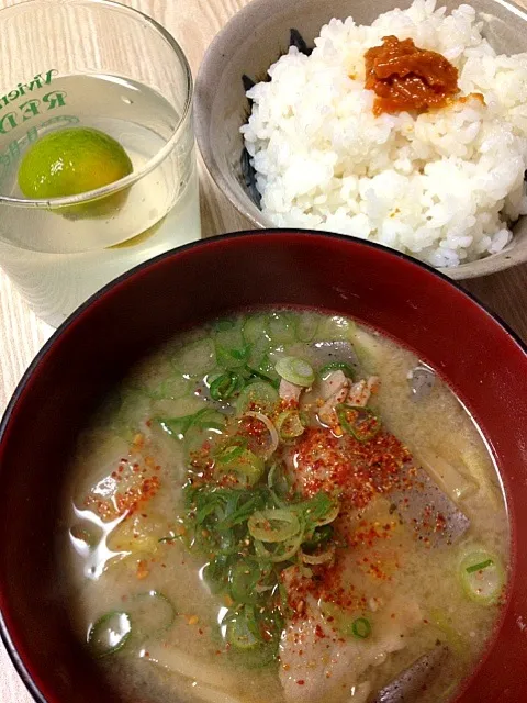 豚汁＆蒟蒻米NOW(・ω・)ノ|伍龍やすさん