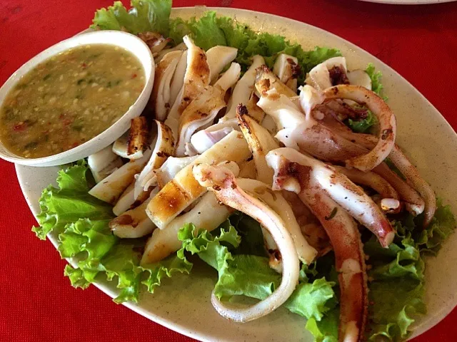 Grilled squid with dipping sauce|(=^x^=)さん