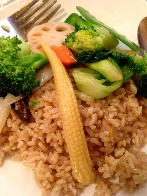 Steamed Vegetables and Brown Rice|Ray Quirolgicoさん