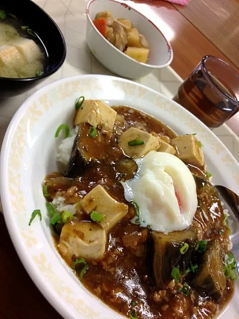 Snapdishの料理写真:社食。麻婆丼。|osayanさん