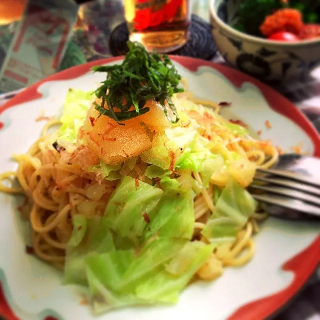 今日のトモコンダテは数の子とキャベツの梅香るパスタ、ブロッコリーとプチトマトのサラダ♪|🇯🇵ともこちゃん。さん