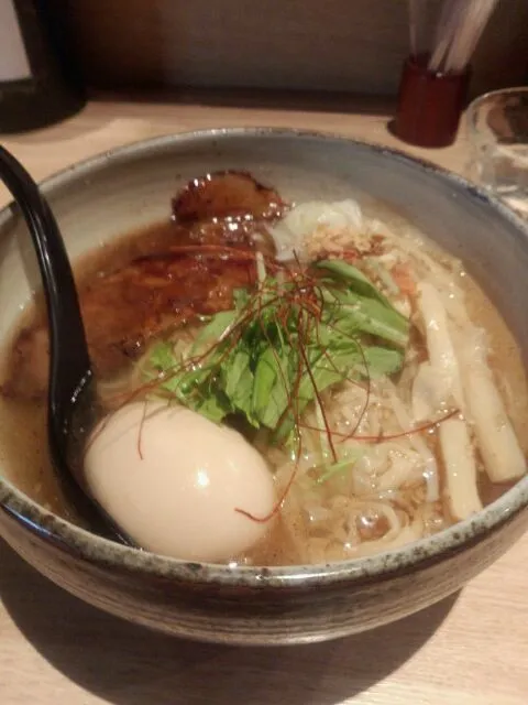 今日はアッサリ、塩ラーメン|やまともさん