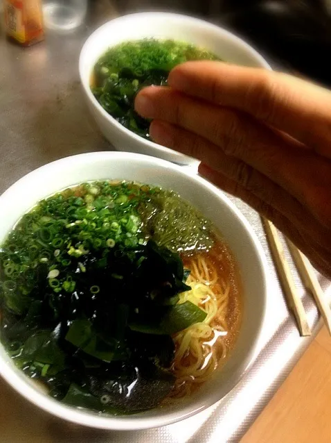 さっぱり海藻醤油ラーメン|炊かれたいオトコ おこん 小栁津さん