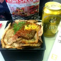 Snapdishの料理写真:華盛り豚盛り 福島県郡山の駅弁 京王百貨店の駅弁祭りより