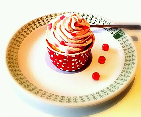 Strawberry Cupcakes|ARYUUさん