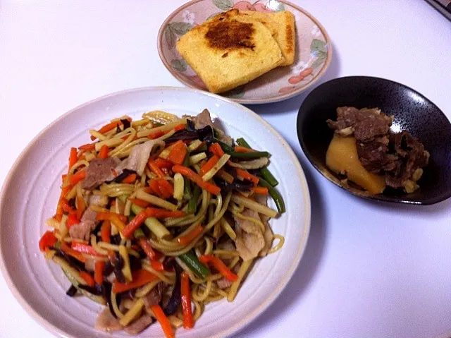 中華風焼きそば＆昨日の残り物夕飯|食レポ エステオヤジ @高石さん