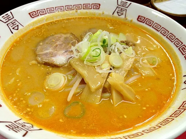 牛骨ラーメン|kutsuna ippeiさん