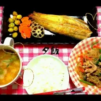 セリと豚肉煮物、野菜素揚げ、ほっけ焼|あっつさん