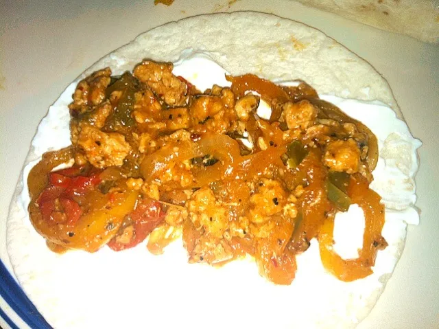 Snapdishの料理写真:Ground turkey fajitas|Tatiさん