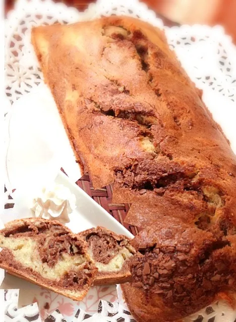 Snapdishの料理写真:Choco & Banana Bread🍌🍫チョコバナナブレット|🌈Ami🍻さん