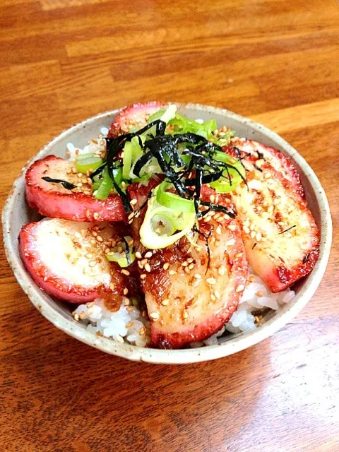 かまぼこのねぎバターじょうゆ丼|パキンさん