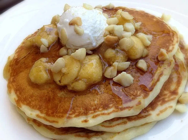 Banana Macadamia Nuts Pancakes|chiesamaさん