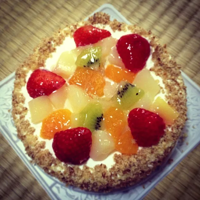 Snapdishの料理写真:One of many bday cakes|miaさん