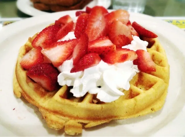 Belgian Waffle Delight|MyRaXさん