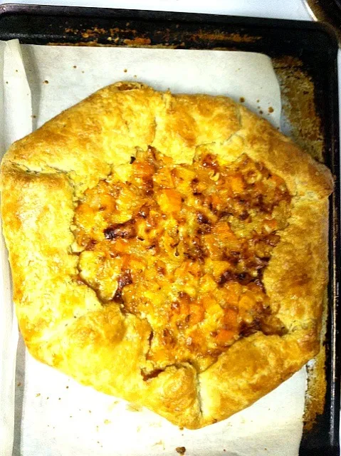 Butternut squash and caramelized  galette|sylvia pazさん