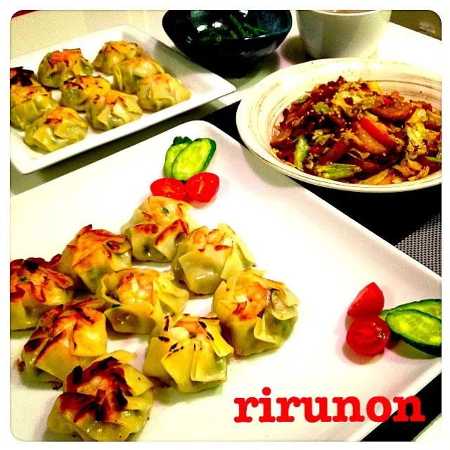 海老豚まん＊キャベツとじゃがいものオイスターソース炒め＊インゲンの白胡麻和え＊なめこのお味噌汁|りるのんさん