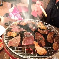 Snapdishの料理写真:クリスマスに焼肉! 肉がめっちゃ美味ですた!|つくわださん