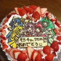 Snapdishの料理写真:プリキュアケーキ|hitomiさん