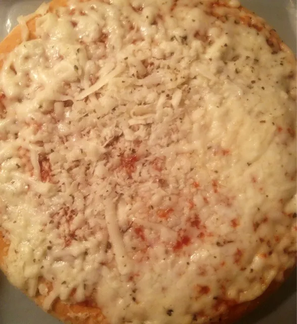 Snapdishの料理写真:Lean Cuisine's traditional four cheese pizza was hot and tasty and hit the spot.|Alena Eydlishさん