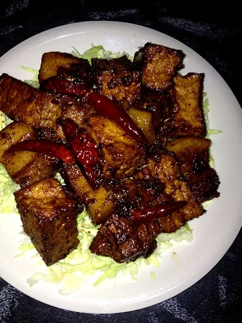 Pork+tofu with garlic cocacola sauce|lisnianaさん