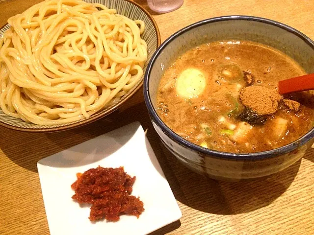 Snapdishの料理写真:特製つけ麺中盛り辛み増し|ひろろーんさん