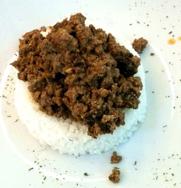 Snapdishの料理写真:Ala Cubana beef rice|Mariano Ngさん