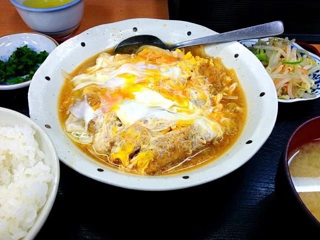 かつ煮定食|もっちゃんさん